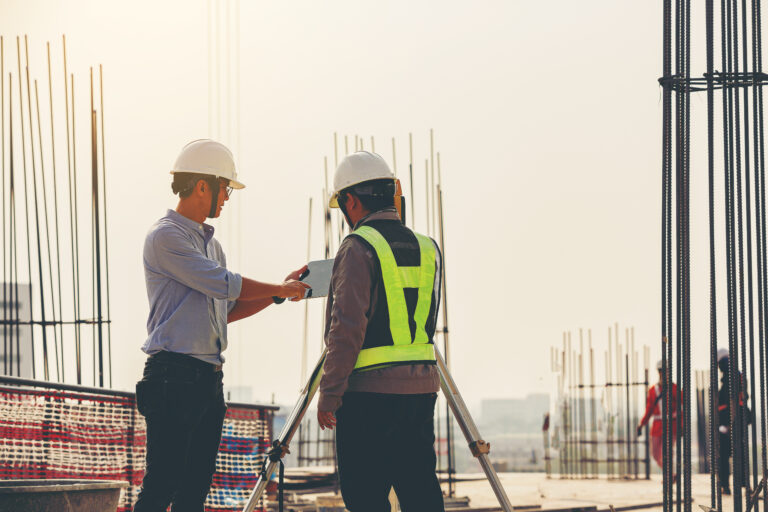 Construction Workers at job site | Wasteline Solutions Blog